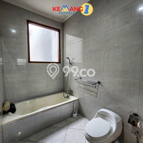 Ready to Use! Premium House LT 1000m2 Desain Elegan di Kemang Ready to Use! Premium House LT 1000m2 Desain Elegan di Kemang