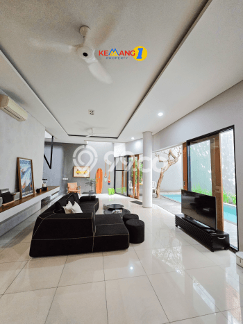Jual Rumah Luas Elegan Dengan View Eksklusif di Kemang, Jakarta Selatan Jual Rumah Luas Elegan Dengan View Eksklusif di Kemang, Jakarta Selatan