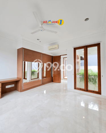 Dijual Rumah Mewah Megah Dengan View Cantik di Cipete, Jakarta Selatan Dijual Rumah Mewah Megah Dengan View Cantik di Cipete, Jakarta Selatan