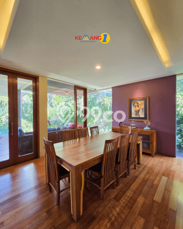 For Sale! Luxury House LT 525m2 Desain Elegan di Cipete For Sale! Luxury House LT 525m2 Desain Elegan di Cipete