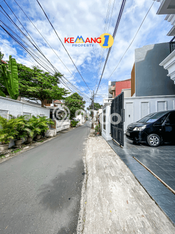 Hunian Super Elit dengan Akses Paling Strategis di Pejaten, Jakarta Selatan Hunian Super Elit dengan Akses Paling Strategis di Pejaten, Jakarta Selatan