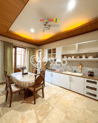 For Sale! Luxury House LT 412m2 Desain Elegan di Pejaten For Sale! Luxury House LT 412m2 Desain Elegan di Pejaten