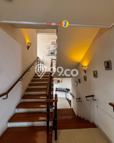 Rumah Kontrakan Jakarta Selatan LT 1197m2 LB 350m2 Area Kemang Rumah Kontrakan Jakarta Selatan LT 1197m2 LB 350m2 Area Kemang