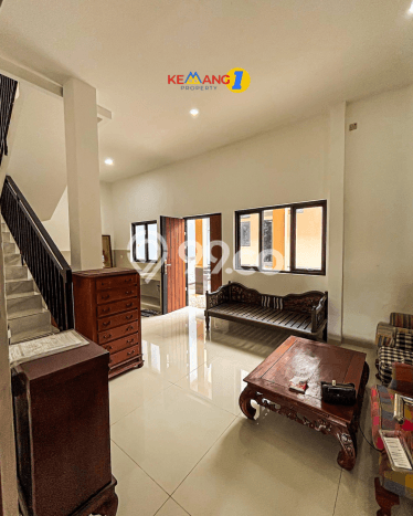 Siap Huni Rumah Mewah 5 Kamar di Kebayoran Baru Dekat ke Mana Saja Siap Huni Rumah Mewah 5 Kamar di Kebayoran Baru Dekat ke Mana Saja