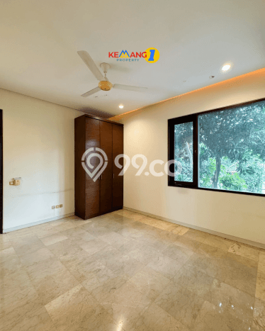 Jual Rumah Mewah Megah Dengan View Cantik di Kemang, Jakarta Selatan Jual Rumah Mewah Megah Dengan View Cantik di Kemang, Jakarta Selatan