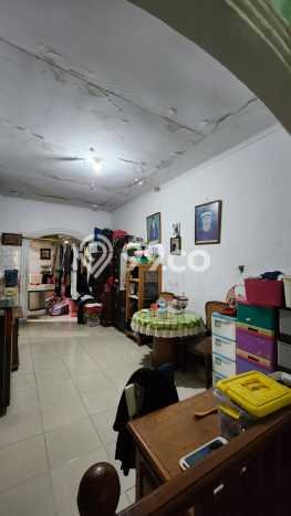 Jual Rumah Strategis Bagus Punya 3 KT di Kebayoran Lama Jakarta Selatan - Jual Rumah Strategis Bagus Punya 3 KT di Kebayoran Lama Jakarta Selatan -