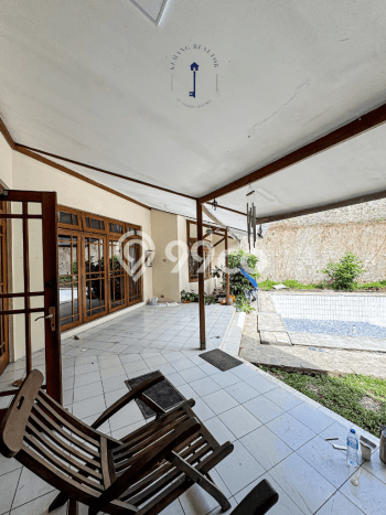 Ready to Use! Luxury House LT 835m2 Desain Modern di Kemang Ready to Use! Luxury House LT 835m2 Desain Modern di Kemang