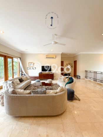 Hunian Elit LB 650m2 Siap Pakai Desain Elegan di Kemang, Jakarta Selatan Hunian Elit LB 650m2 Siap Pakai Desain Elegan di Kemang, Jakarta Selatan