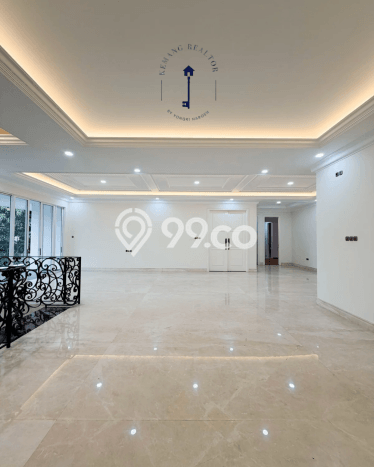 Dijual Rumah Luas Elegan Dengan View Eksklusif di Pondok Indah, Jakarta Selatan Dijual Rumah Luas Elegan Dengan View Eksklusif di Pondok Indah, Jakarta Selatan
