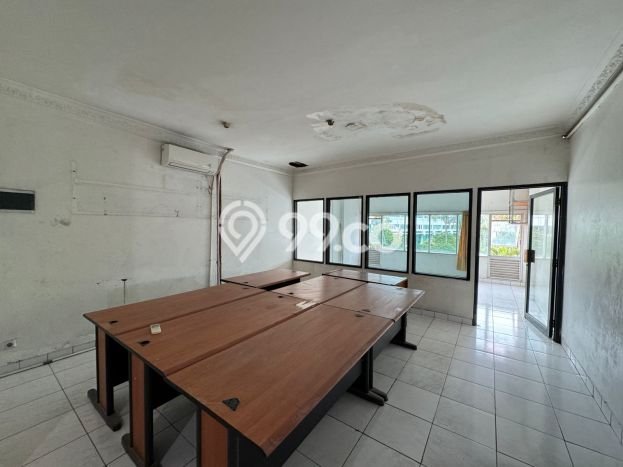 Ruko Dijual di Prime Area Jakarta Utara Luas 209m2 Ruko Dijual di Prime Area Jakarta Utara Luas 209m2