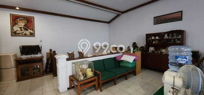 Dijual Rumah Premium dengan Fasilitas Sekitar Komplit di Kebon Jeruk, Jakarta Barat Dijual Rumah Premium dengan Fasilitas Sekitar Komplit di Kebon Jeruk, Jakarta Barat