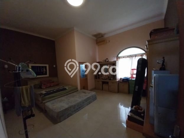 Siap Huni Rumah Mewah 7 Kamar di BSD Dekat ke Mana Pun Siap Huni Rumah Mewah 7 Kamar di BSD Dekat ke Mana Pun