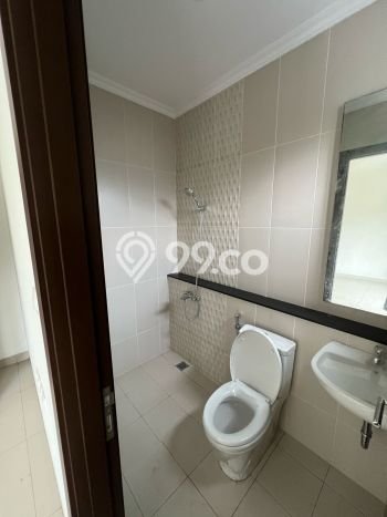 Jarang Ada! Rumah Kontrakan 4 Kamar Bagus Siap Huni Summarecon Bandung Jarang Ada! Rumah Kontrakan 4 Kamar Bagus Siap Huni Summarecon Bandung