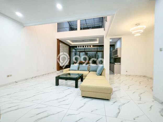 Dijual Rumah Premium dengan Fasilitas Sekitar Komplit di Batununggal, Bandung Dijual Rumah Premium dengan Fasilitas Sekitar Komplit di Batununggal, Bandung