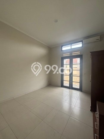 Rumah sewa siap pakai 5 KT di Kota Baru Parahyangan, Bandung Rumah sewa siap pakai 5 KT di Kota Baru Parahyangan, Bandung