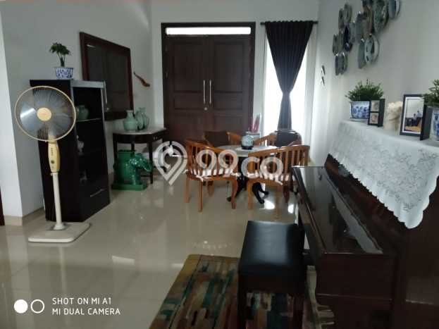 Jual Rumah Luas Elegan Dengan View Eksklusif di Parongpong, Bandung Jual Rumah Luas Elegan Dengan View Eksklusif di Parongpong, Bandung