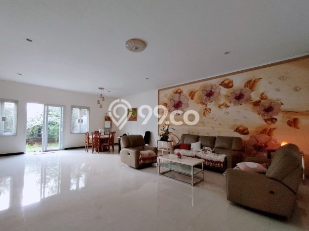 For Sale! Premium House LT 405m2 Desain Elegan di Cigondewah For Sale! Premium House LT 405m2 Desain Elegan di Cigondewah