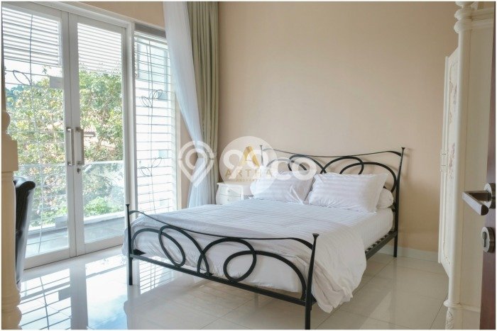 Tersedia Vila Kawasan , Luas 647m2m², Lokasi Strategis Tersedia Vila Kawasan , Luas 647m2m², Lokasi Strategis
