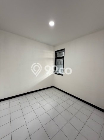 PROPERTI PILIHAN! Rumah area , Luas 102m2m² Bangunan 84m2m² PROPERTI PILIHAN! Rumah area , Luas 102m2m² Bangunan 84m2m²