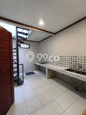 Sewa cepat rumah minimalis lokasi strategis 4 Kamar di Ciparay, Bandung Sewa cepat rumah minimalis lokasi strategis 4 Kamar di Ciparay, Bandung