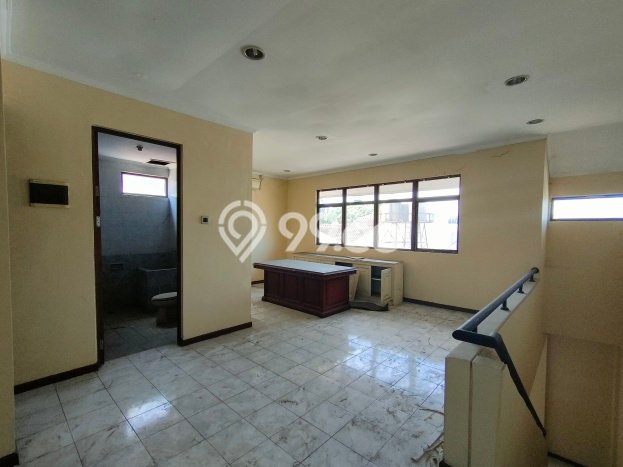 Area Strategis! Disewakan Ruko Lokasi Batununggal, Bandung Cocok untuk Bisnis Area Strategis! Disewakan Ruko Lokasi Batununggal, Bandung Cocok untuk Bisnis