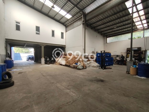 Gudang Dijual di Prime Area Bandung Luas 300m2 Gudang Dijual di Prime Area Bandung Luas 300m2