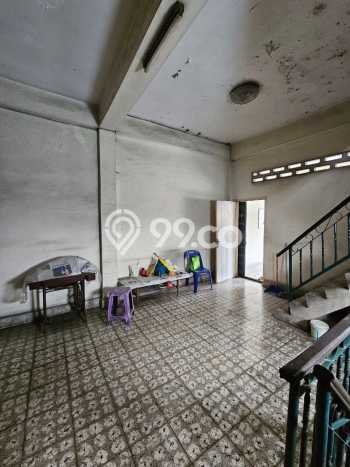 Area Ramai! Ruko Dijual di Medan Kota untuk Bisnis Luas Bangunan 94m2 Area Ramai! Ruko Dijual di Medan Kota untuk Bisnis Luas Bangunan 94m2