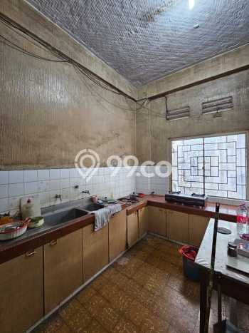 Area Ramai! Ruko Dijual di Medan Kota untuk Bisnis Luas Bangunan 94m2 Area Ramai! Ruko Dijual di Medan Kota untuk Bisnis Luas Bangunan 94m2
