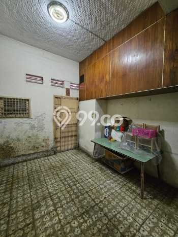 Area Ramai! Ruko Dijual di Medan Kota untuk Bisnis Luas Bangunan 94m2 Area Ramai! Ruko Dijual di Medan Kota untuk Bisnis Luas Bangunan 94m2