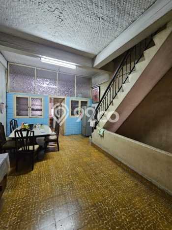 Area Ramai! Ruko Dijual di Medan Kota untuk Bisnis Luas Bangunan 94m2 Area Ramai! Ruko Dijual di Medan Kota untuk Bisnis Luas Bangunan 94m2