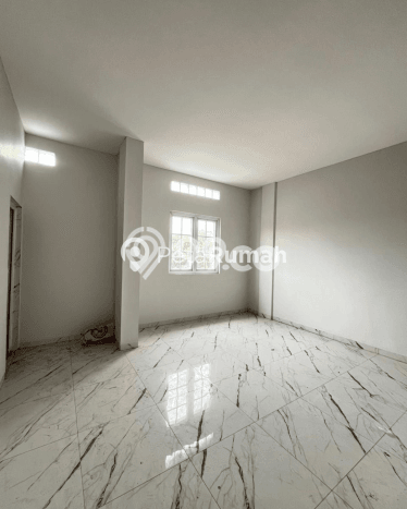 FOR SALE! Vila Kawasan Medan Barat, Luas 81m2m², Dekat ke Pusat Kota FOR SALE! Vila Kawasan Medan Barat, Luas 81m2m², Dekat ke Pusat Kota