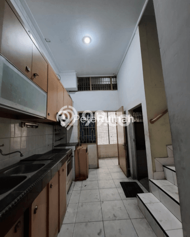 Area Ramai! Ruko Dijual di Medan Petisah untuk Bisnis Luas Bangunan 224m2 Area Ramai! Ruko Dijual di Medan Petisah untuk Bisnis Luas Bangunan 224m2