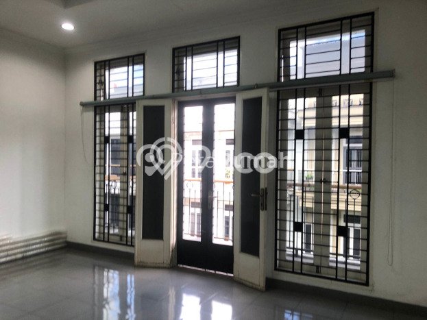 Ruko Dijual di Medan Barat Medan dengan LB 280m2 Ruko Dijual di Medan Barat Medan dengan LB 280m2