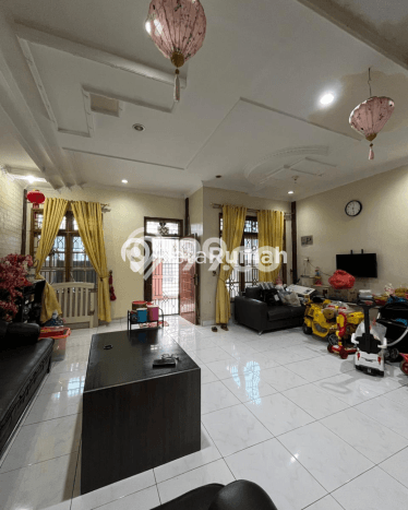 BISNIS POTENSIAL! Vila di Medan Timur, Luas 90m2m², Hasil Menjanjikan BISNIS POTENSIAL! Vila di Medan Timur, Luas 90m2m², Hasil Menjanjikan