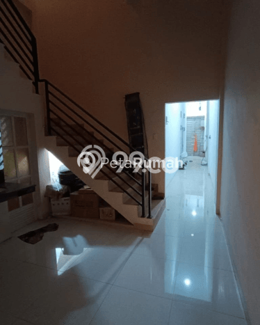Untuk Dijual Ruko di Medan Timur Medan LT 144m2 / LB 504m2 Untuk Dijual Ruko di Medan Timur Medan LT 144m2 / LB 504m2