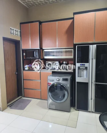 FOR SALE! Vila Kawasan Medan Sunggal, Area 86m2m², Posisi Strategis FOR SALE! Vila Kawasan Medan Sunggal, Area 86m2m², Posisi Strategis