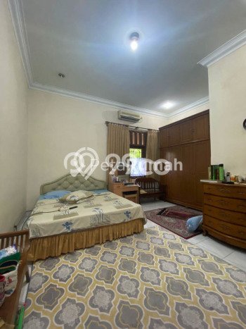 Vila Kawasan Medan Sunggal, Luas 340m2m², Dekat Mudah Pusat Kota Vila Kawasan Medan Sunggal, Luas 340m2m², Dekat Mudah Pusat Kota
