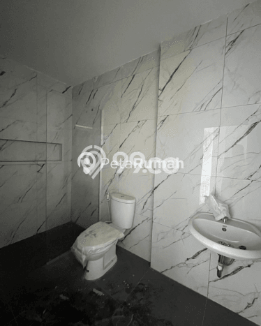 FOR SALE! Vila Kawasan Medan Barat, Luas 81m2m², Dekat ke Pusat Kota FOR SALE! Vila Kawasan Medan Barat, Luas 81m2m², Dekat ke Pusat Kota