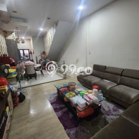 Ruko Bagus LT 88m2 LB 224m2 Dijual di Medan Timur Medan Ruko Bagus LT 88m2 LB 224m2 Dijual di Medan Timur Medan