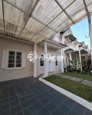 LOKASI STRATEGIS! Vila Kawasan Deli Tua, Area 136m2m², Lingkungan Prima LOKASI STRATEGIS! Vila Kawasan Deli Tua, Area 136m2m², Lingkungan Prima