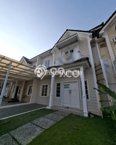 LOKASI STRATEGIS! Vila Kawasan Deli Tua, Area 136m2m², Lingkungan Prima LOKASI STRATEGIS! Vila Kawasan Deli Tua, Area 136m2m², Lingkungan Prima