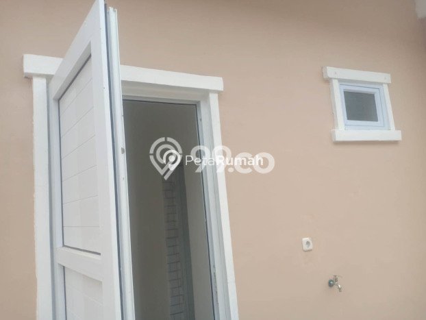 Bisnis Menjanjikan! Vila Kawasan Deli Tua, Ukuran 84m2m², Lokasi Strategis Bisnis Menjanjikan! Vila Kawasan Deli Tua, Ukuran 84m2m², Lokasi Strategis