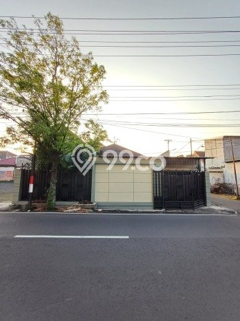 For Sale! Premium House LT 190m2 Desain Modern di Malang Kota For Sale! Premium House LT 190m2 Desain Modern di Malang Kota