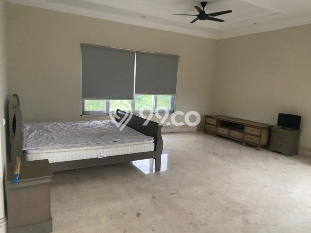 LOKASI PREMIUM! Rumah di , 6 KM, Area Tenang, Luas 414m2m² Bangunan 750m2m² LOKASI PREMIUM! Rumah di , 6 KM, Area Tenang, Luas 414m2m² Bangunan 750m2m²