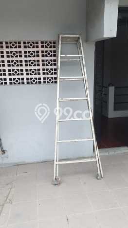 Disewakan! Rumah 3 Kamar Tidur &
3 Kamar Mandi di Tanjung Duren, Jakarta Barat Disewakan! Rumah 3 Kamar Tidur &
3 Kamar Mandi di Tanjung Duren, Jakarta Barat