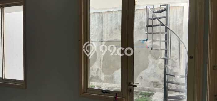 Rumah di Gading Serpong, Dekat Pusat Kota, 3 KM, Luas 144m² LB 133m² Rumah di Gading Serpong, Dekat Pusat Kota, 3 KM, Luas 144m² LB 133m²