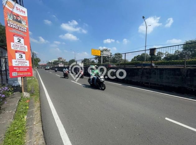 Disewakan Tanah Seluas 856m2 di Kebon Jeruk, Jakarta Barat Disewakan Tanah Seluas 856m2 di Kebon Jeruk, Jakarta Barat