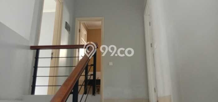 Rumah di Gading Serpong, Dekat Pusat Kota, 3 KM, Luas 144m² LB 133m² Rumah di Gading Serpong, Dekat Pusat Kota, 3 KM, Luas 144m² LB 133m²