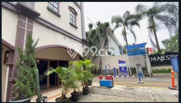 Unit Ruko Dijual di Bandung LT 153m2 & LB 400m2 Unit Ruko Dijual di Bandung LT 153m2 & LB 400m2