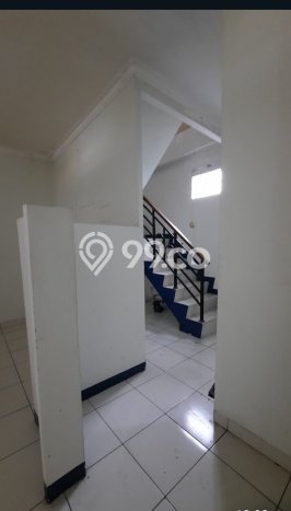 Ruko Dijual di Bandung LT 50m2 & LB 100m2 Lokasi Terbaik! Ruko Dijual di Bandung LT 50m2 & LB 100m2 Lokasi Terbaik!